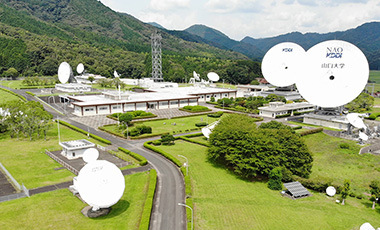 衛星通信で歴史上のできごとを伝えてきたKDDI山口衛星通信所